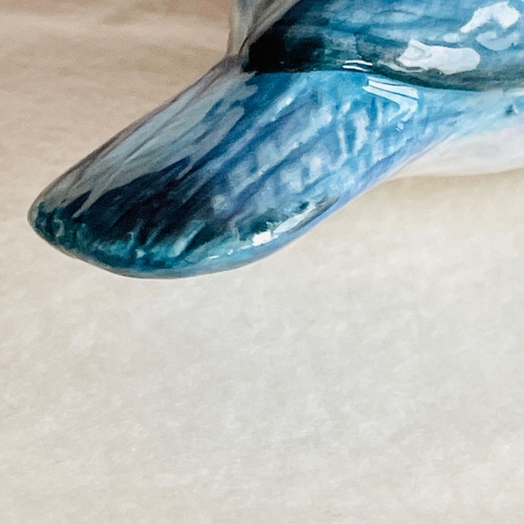 Porcelain Blue Jay Salt and Pepper Shakers - Picture 11 of 14